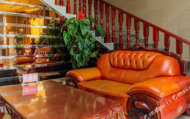 Jinbaoxiang Business Hotel