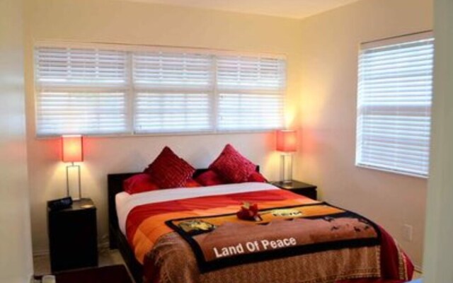 One Bedroom Apartment at Villa Tunis