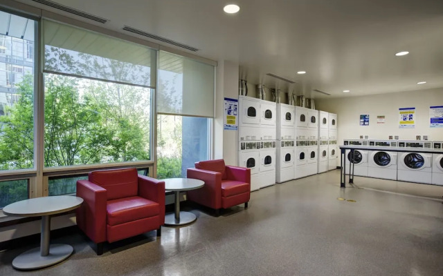 University of Calgary - Yamnuska Hall
