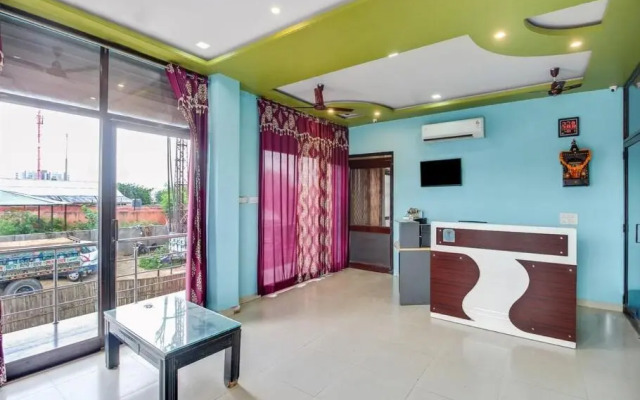 OYO Flagship 80515 Hotel Shivam Palace