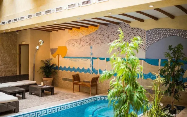 Les Feuilles dAcanthe