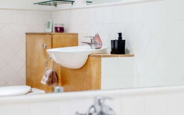 Nevern sq 2 Bed 2 Bath Cromwell