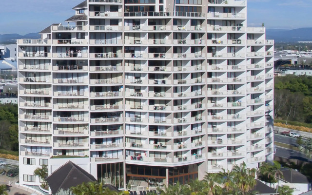 Broadbeach Savannah Hotel & Resort