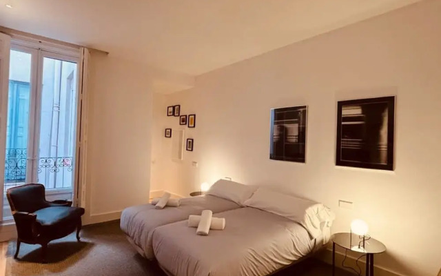 The Pelayo Majestic Luxury 3 Bedroom in Chueca