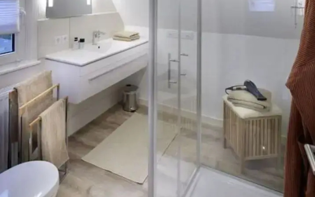 Modern Apartment Near Centre