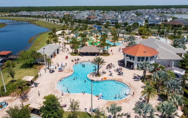 Dreamy Condo at Storey Lake Stl112