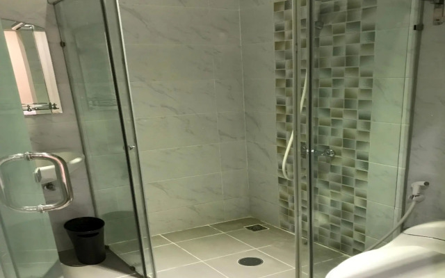 Hillside Suite Guest House