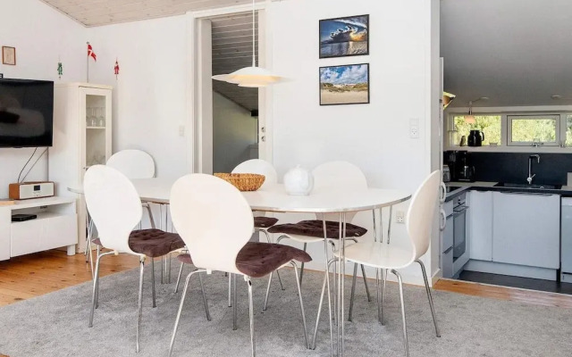 8 Person Holiday Home in Romo