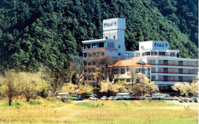 Nagaragawa Spa Hotel Park