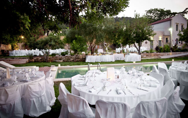 Athermigo Boutique Estate