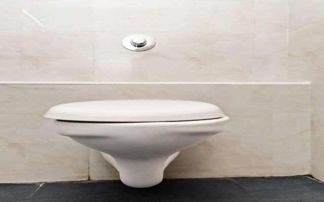 Oyo 22579 Azaad Lifestyle