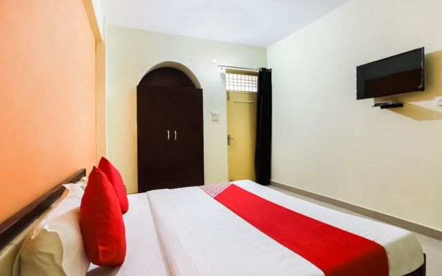 Oyo 43958 The Imperial Hotel