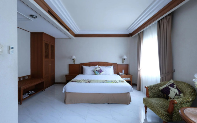 Kusuma Sahid Prince Hotel
