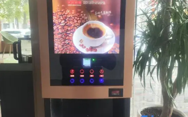 Yunding Hotel (Hanzhong Yang County Government Administrative Service Center)