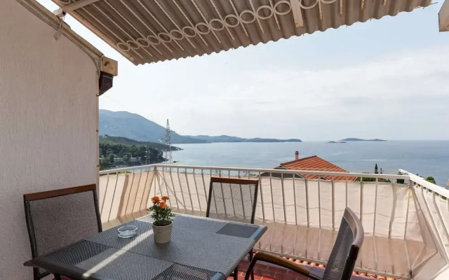 Apartments Kisic - Two-bedroom Apartment With Balcony and Sea View