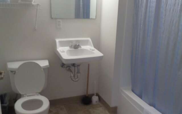 Riverview Suites Apartments