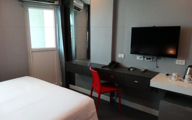 Leez Inn Malate