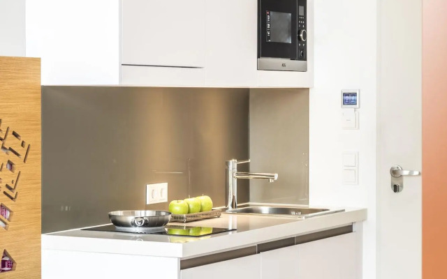 Capri by Fraser Berlin