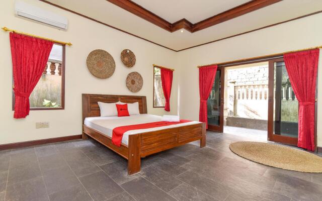 RedDoorz Plus near Seminyak Square