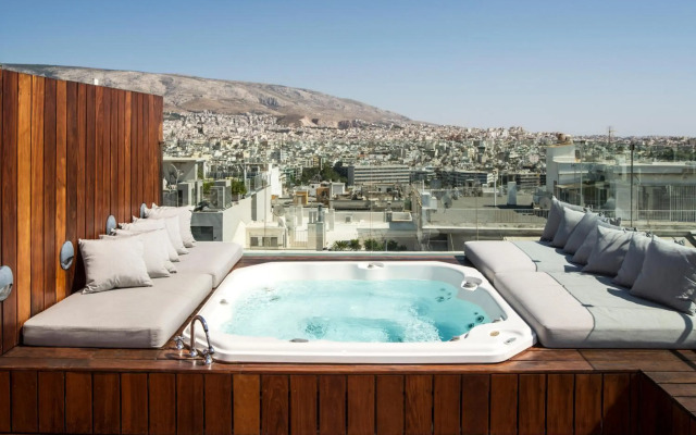Periscope Hotel