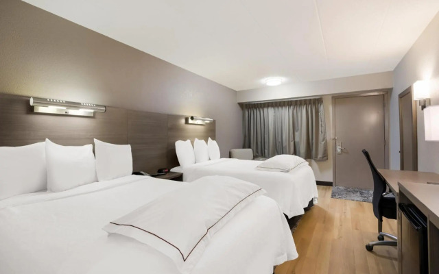 Red Roof Inn PLUS+ Chicago - Naperville