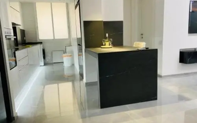 New! luxus- Best suit 2 minutes fromTel Aviv