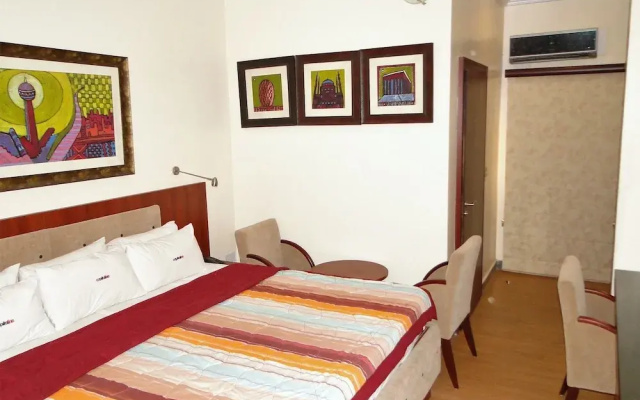 Capital Inn Plus