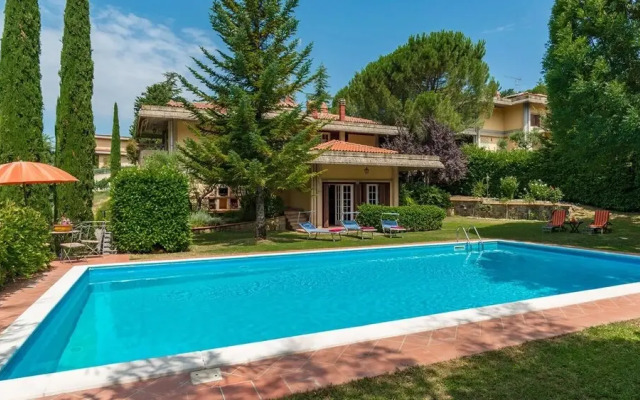 Villa Monica 8 in Greti