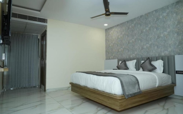 Hotel Phoenix Grand