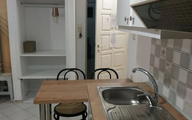 Renia Studios Economy Studio Ground Floor