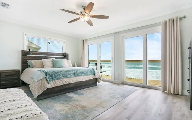 Oceanfront Blissful Sunrises Beach Gear BBQ