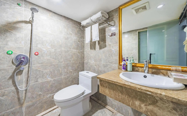 Zhongxian Qiaolin Hotel