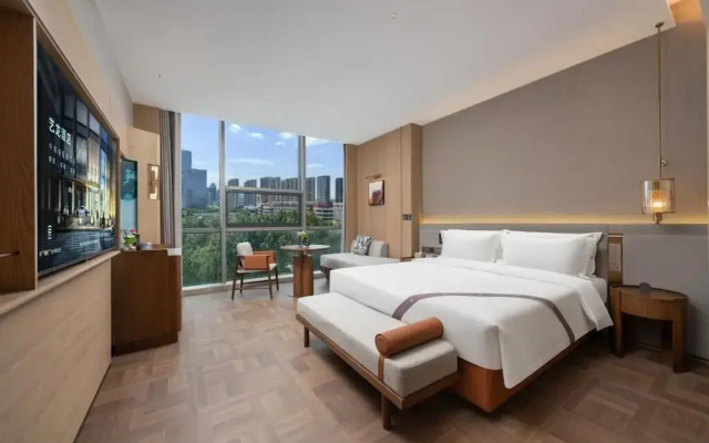 Elong Hotel Qingdao Golden Beach