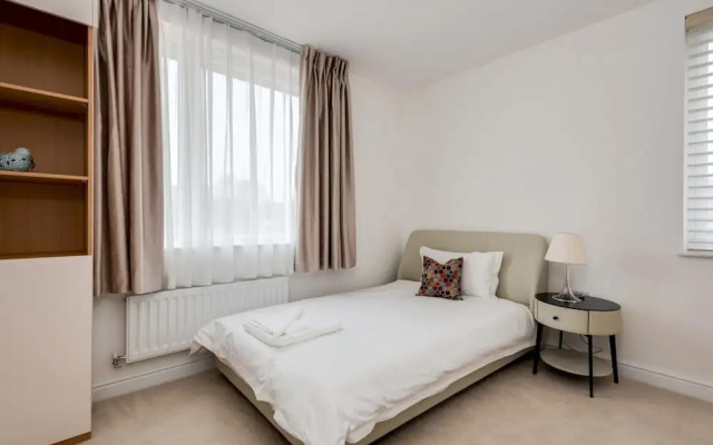 Tranquil 4-bed Oasis Modern Chic