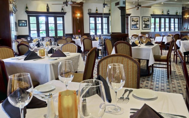 Club Wyndham Avenue Plaza