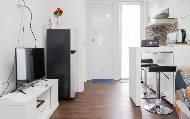 Gorgeous 2BR at Bassura City Apartment