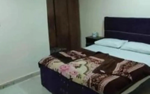 Hajveri Continental Hotel