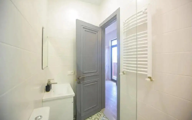 Seventh floor apartment