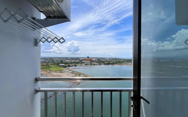 Spacious 2Br At Delft Ciputra Makassar Apartment