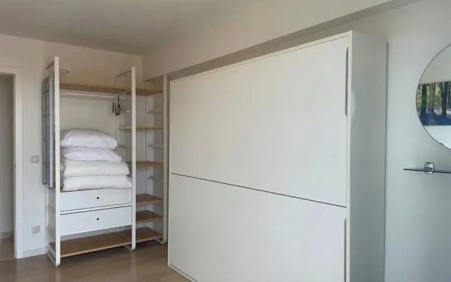 Apartment in Nieuwpoort With Stunning Sea Views