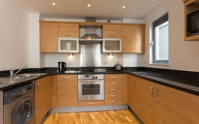 Spacious Flat With View of the Shard
