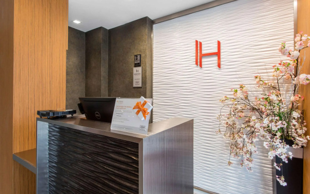 Insignia Hotel Brooklyn, Ascend Hotel Collection