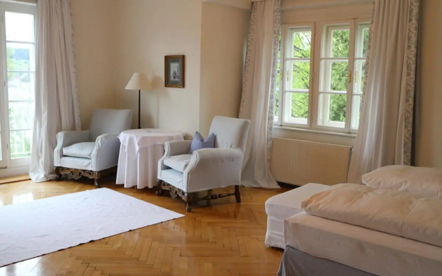 Hotel Seeschll Velden