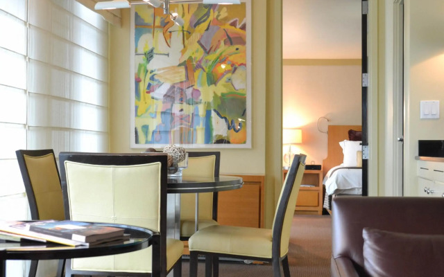 The Colonnade Hotel Back Bay