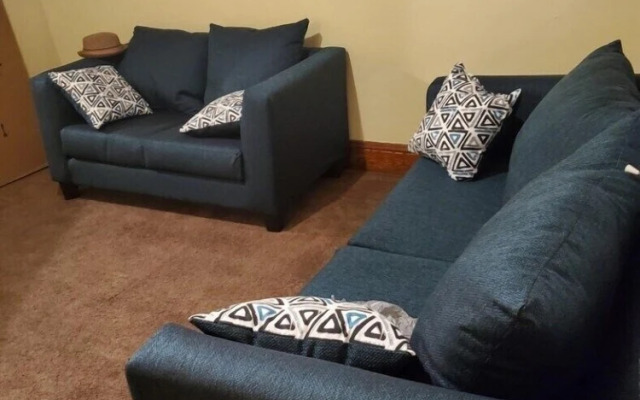 Cozy 2-bedroom in Cleveland