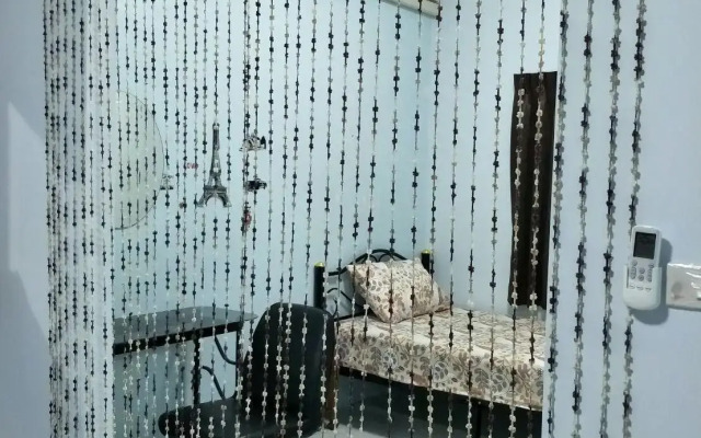 A & P House Charansanitwong