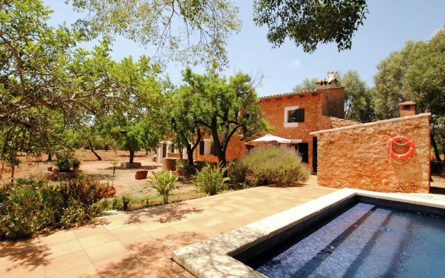 Authentic Rustic Finca With Private Pool Centrally Located