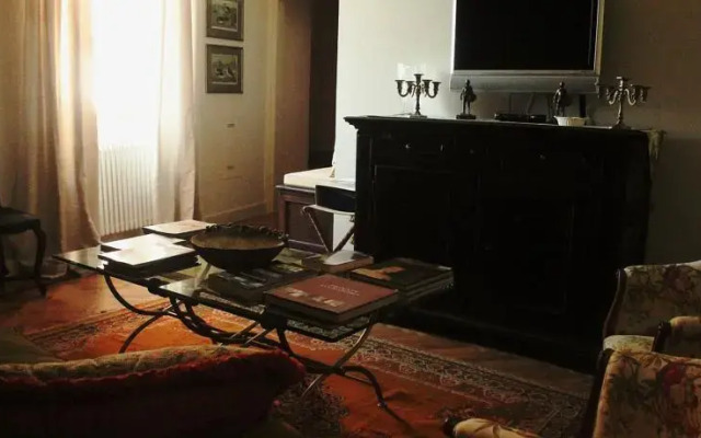 Castello Di Mornico Losana