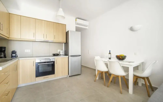 Oniropetra Apartaments