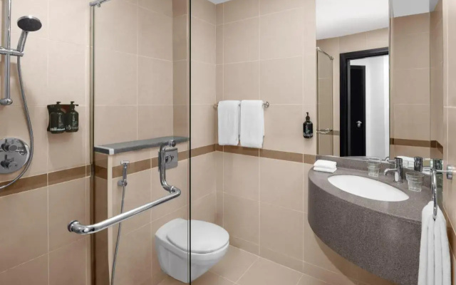 Holiday Inn Safa Park